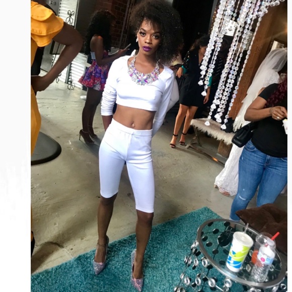 Long Sleeve Short Set - Picture 4 of 12